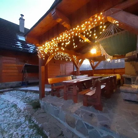 Drevenica Deni Villa Osturna Luaran gambar