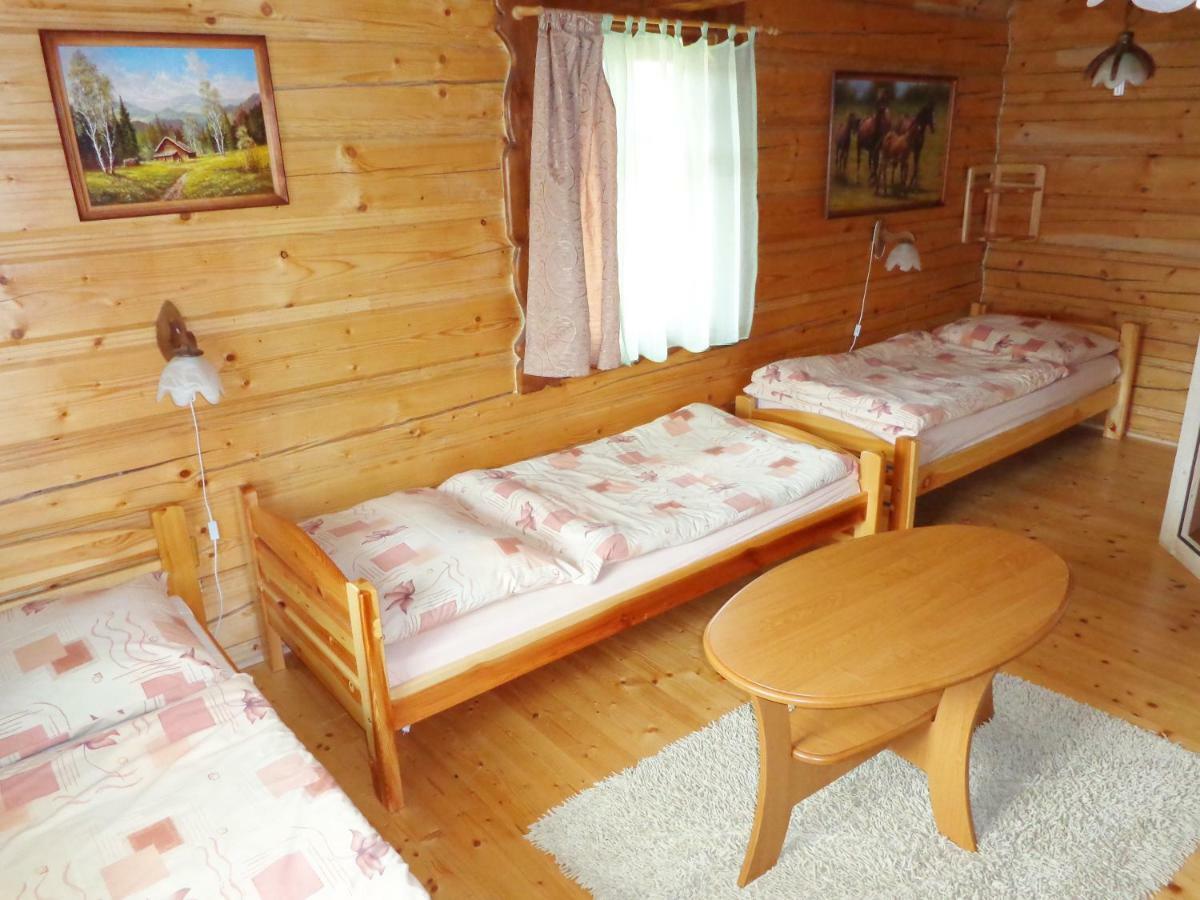 Drevenica Deni Villa Osturna Luaran gambar